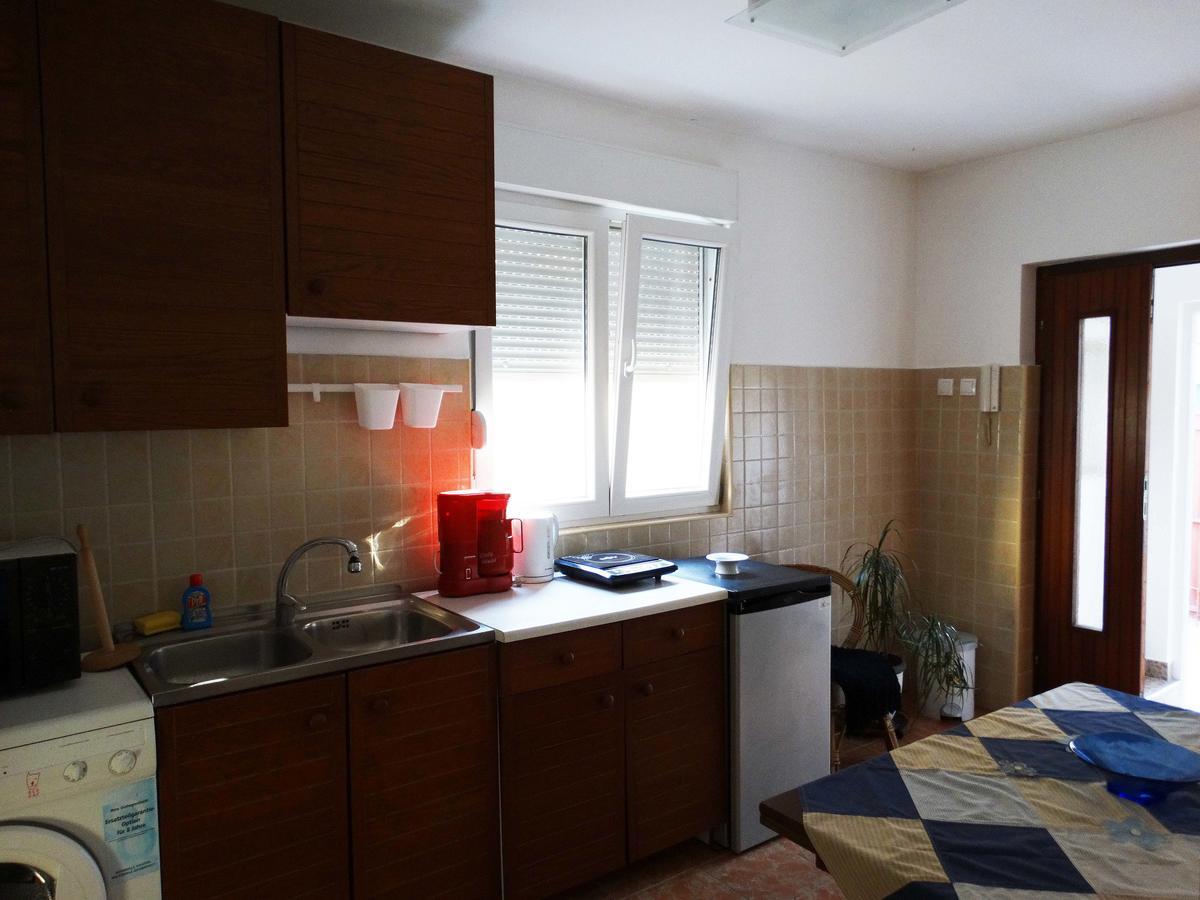 Marijana - Center Apartment โนวีซาด ภายนอก รูปภาพ